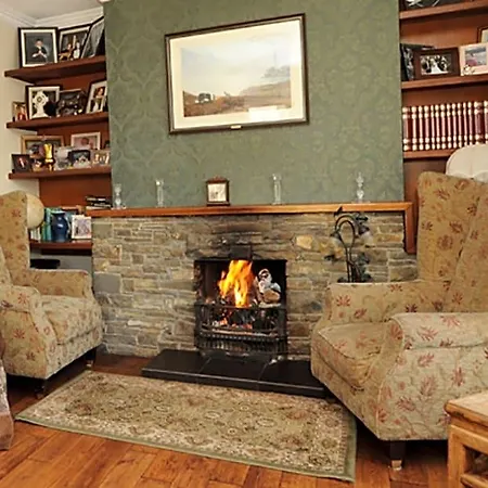 Farm stay Muckross Riding Stables *