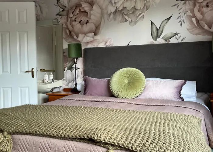 Muckross Riding Stables Farm stay *