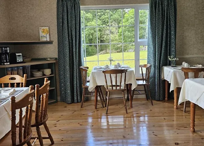 Muckross Riding Stables Farm stay *