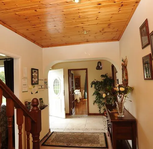 Muckross Riding Stables Farm stay