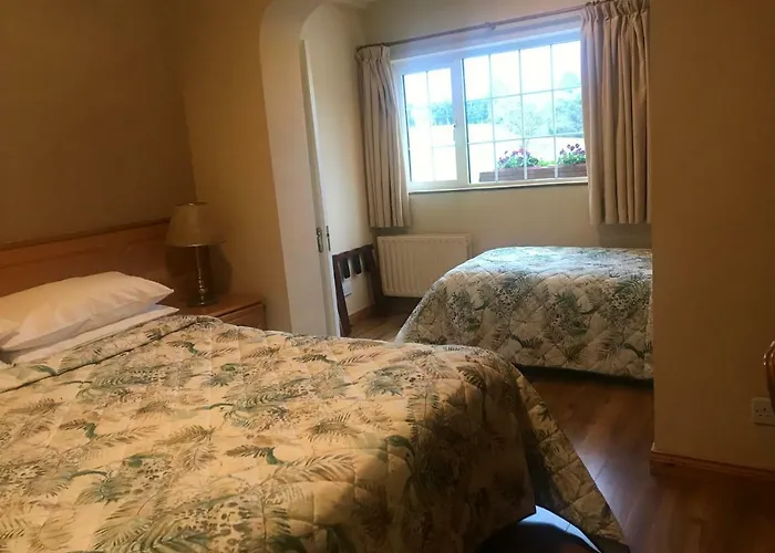 Muckross Riding Stables Farm stay *