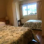 Muckross Riding Stables مزرعة للإقامة *
